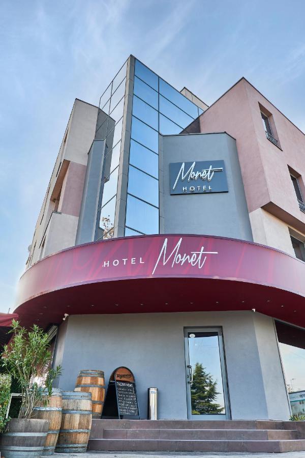 Monet Hotel Plovdiv Bagian luar foto